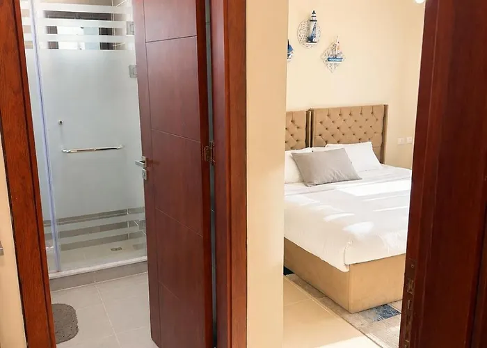 Chic - Boho 2br Lagoon View - Azha *