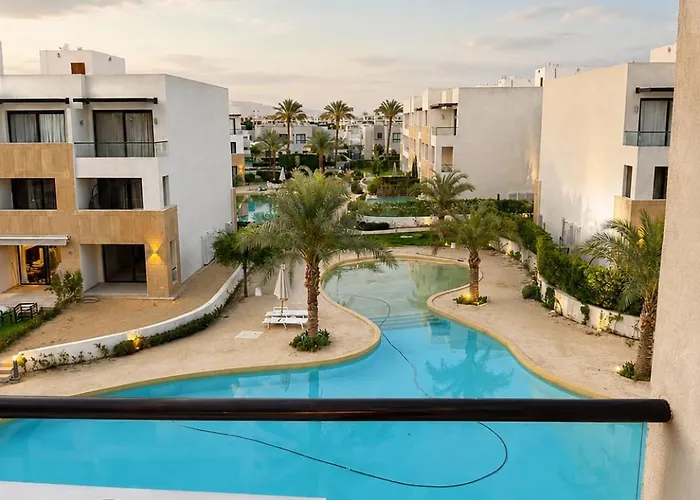 Apartment Chic - Boho 2br Lagoon View - Azha